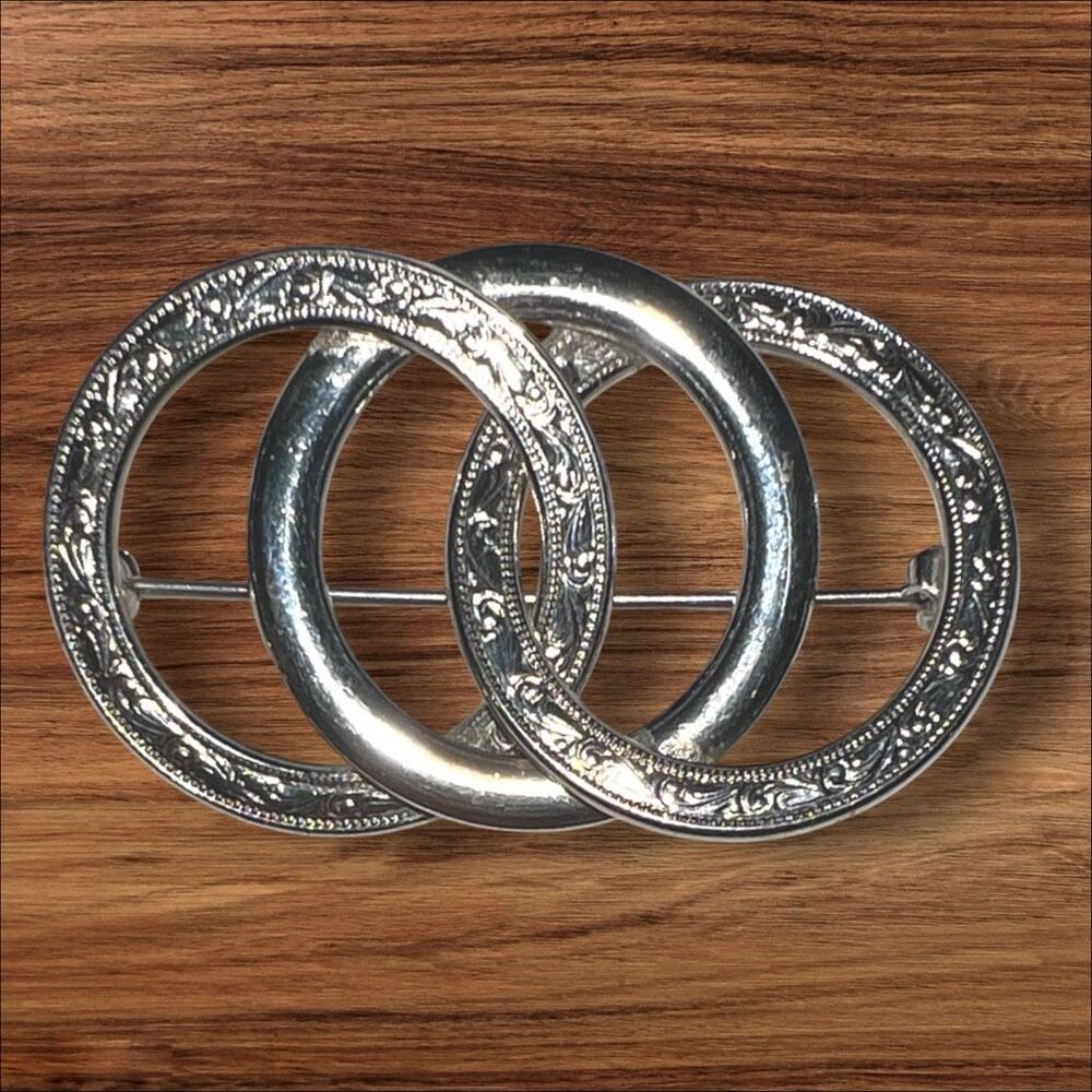 Vintage Marino Silver Tone Interlocking Circle Brooch Ornate 1.75”